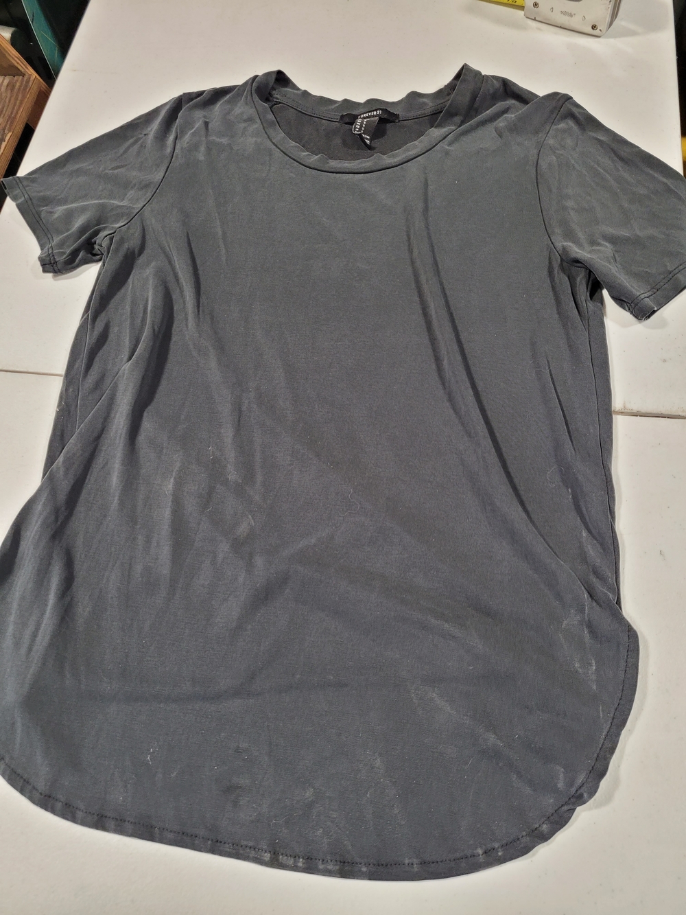Forever 21 Washed Gray Short Sleeve Crewneck Tee